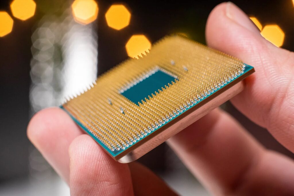 Чип AMD. Фото: Digital Trends