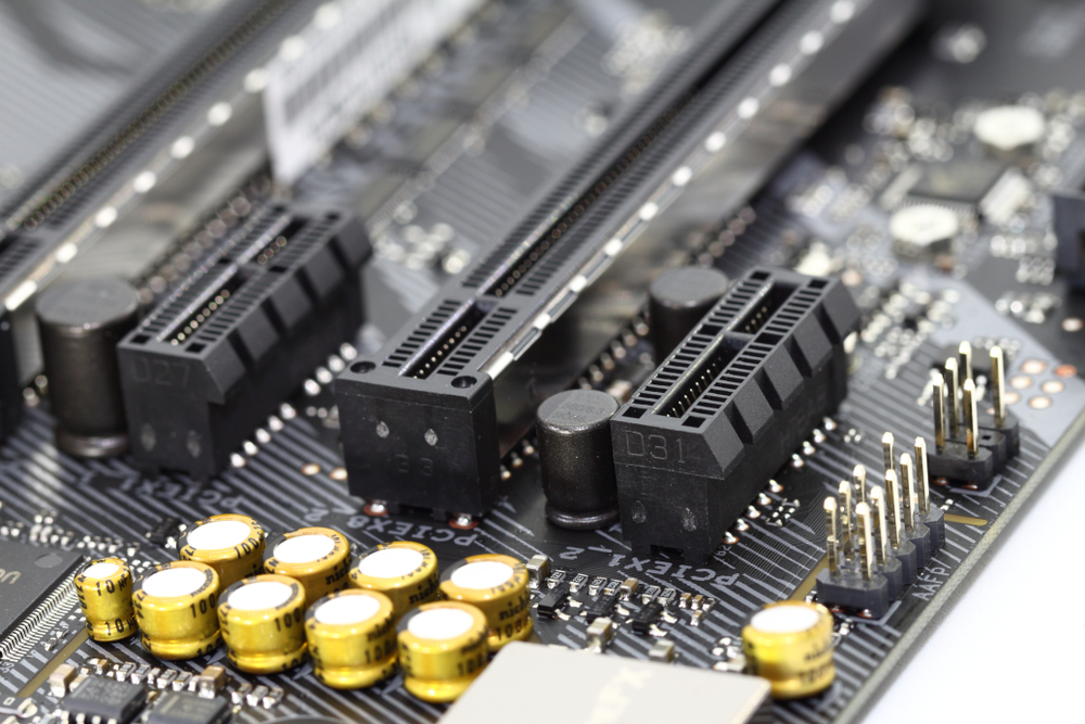 PCIe 8.0: терабайт в секунду и новые горизонты для дата-центров